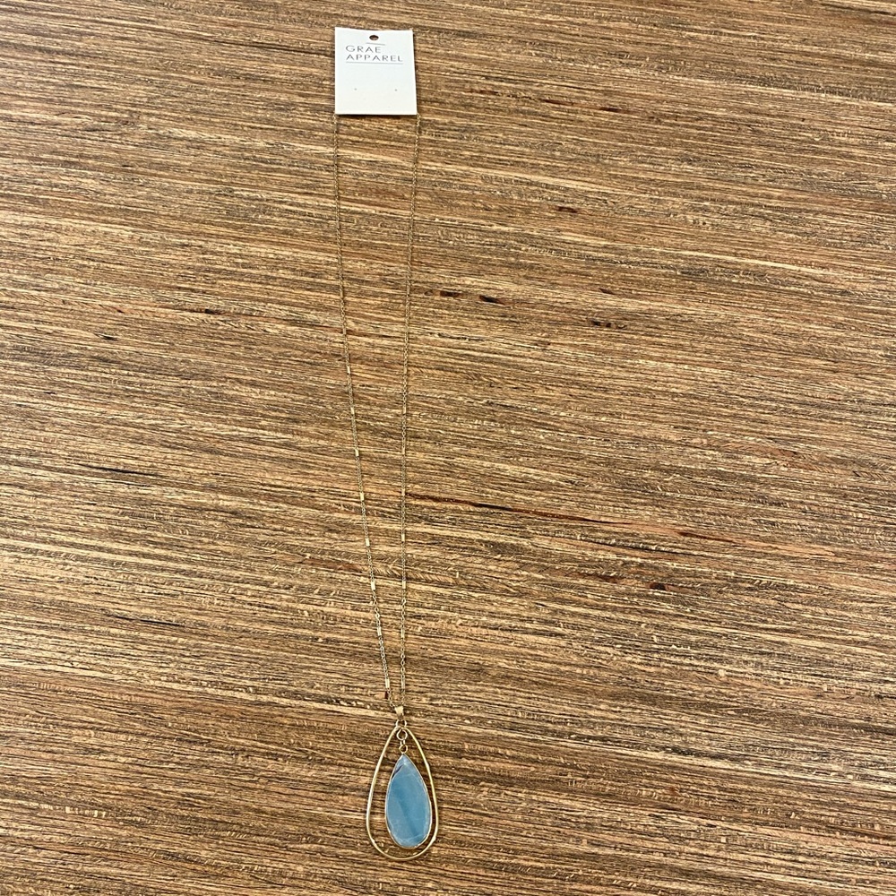 NWT Turquoise Pendant Necklace